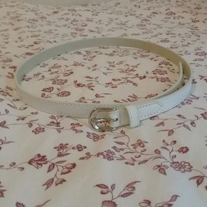 [SOLD] *FREE WITH PURCHASE* White Belt Size Small